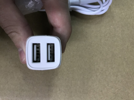 Автомобильное зарядное устройство Borofone BZ2, Micro USB, белый